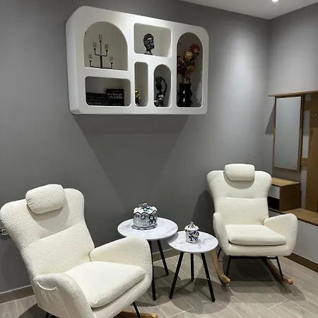 Ionian Pansiyon Avlonya